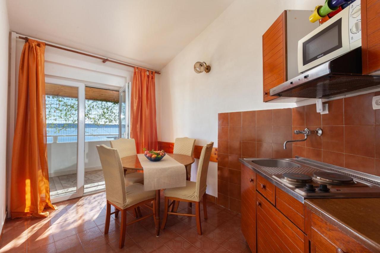 Apartments By The Sea Igrane, Makarska - 310 Екстер'єр фото