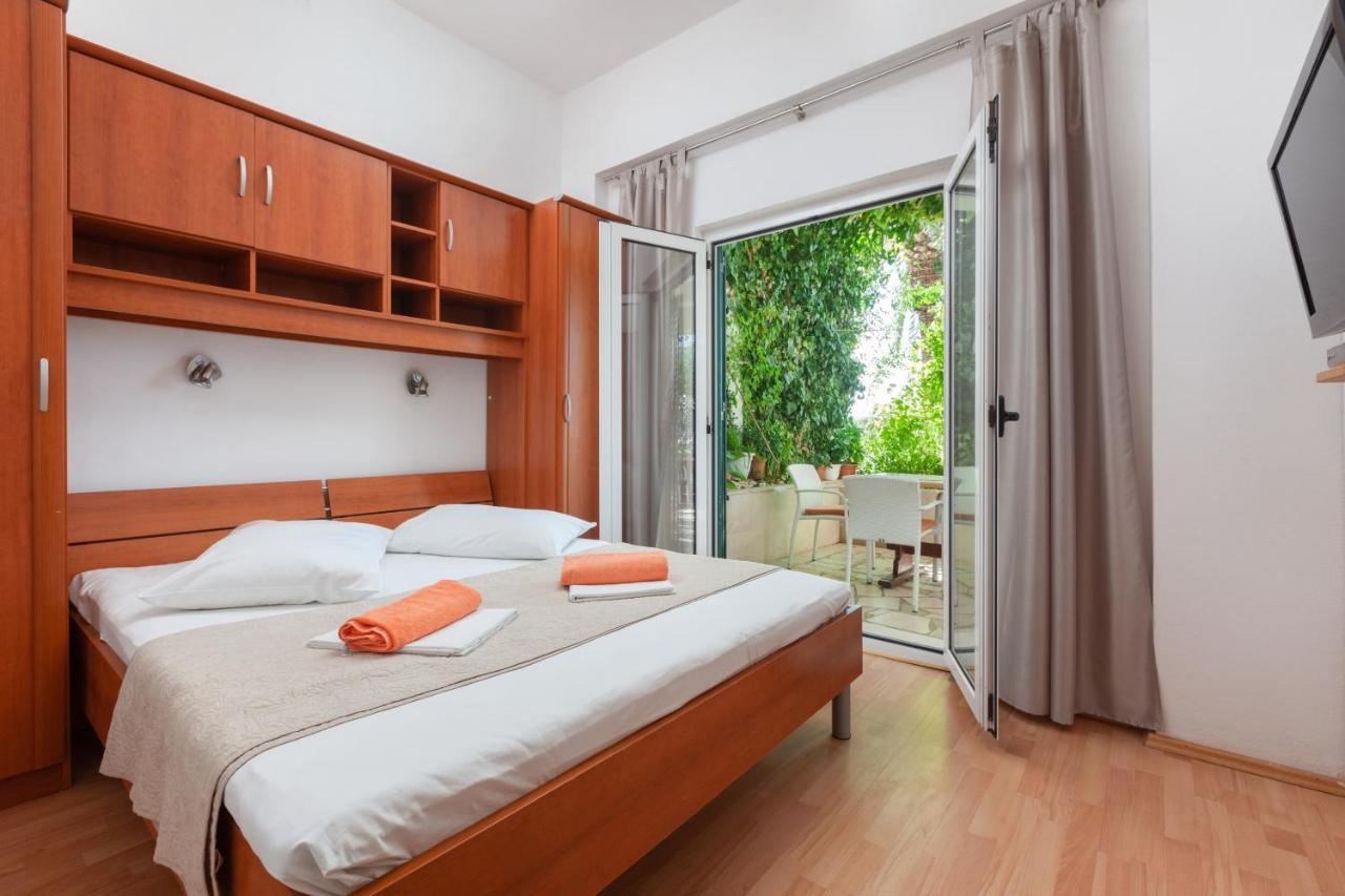 Apartments By The Sea Igrane, Makarska - 310 Екстер'єр фото