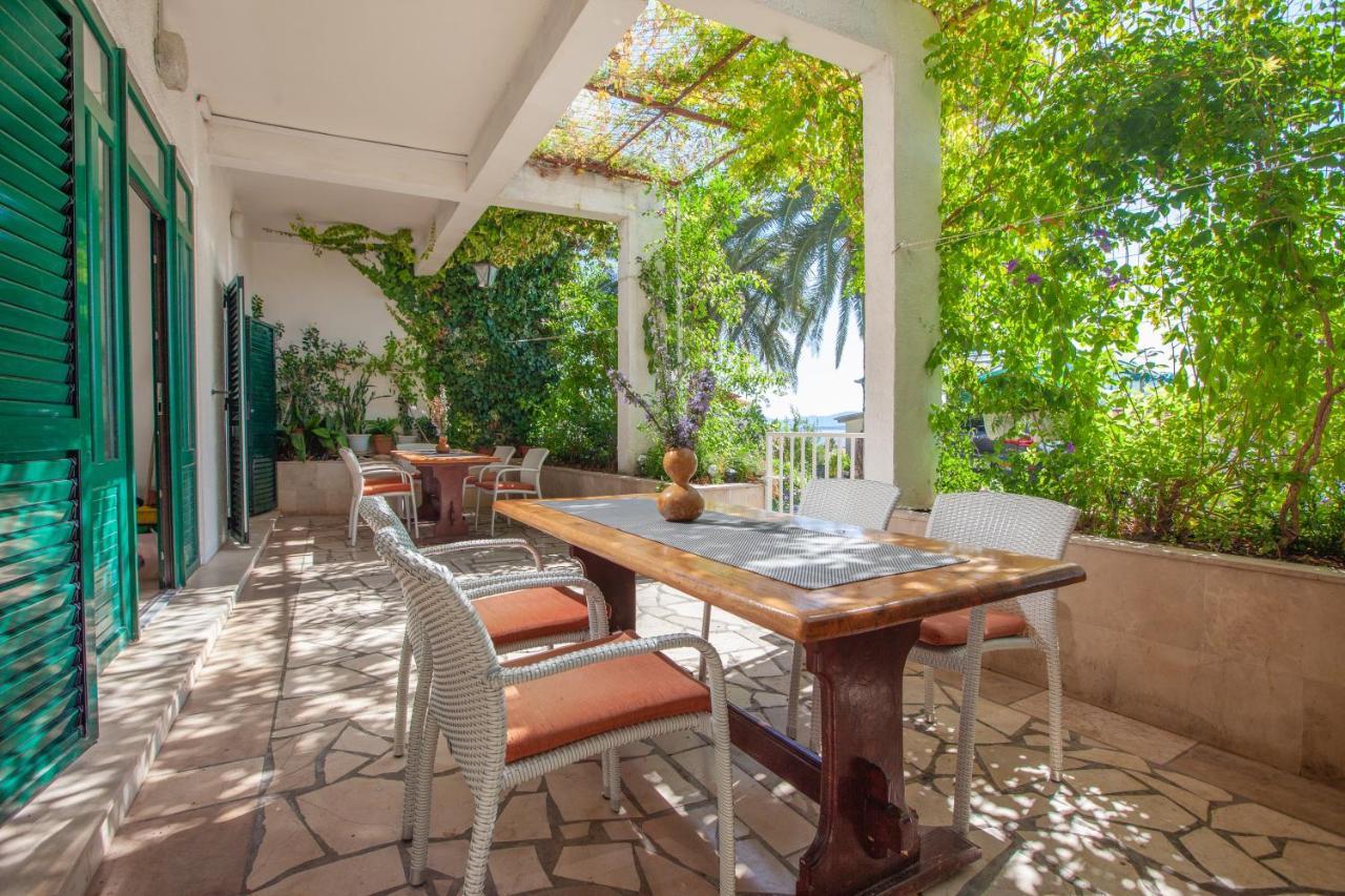 Apartments By The Sea Igrane, Makarska - 310 Екстер'єр фото